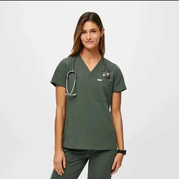 Catarina One-Pocket Scrub Top™ - Picture 1 of 3